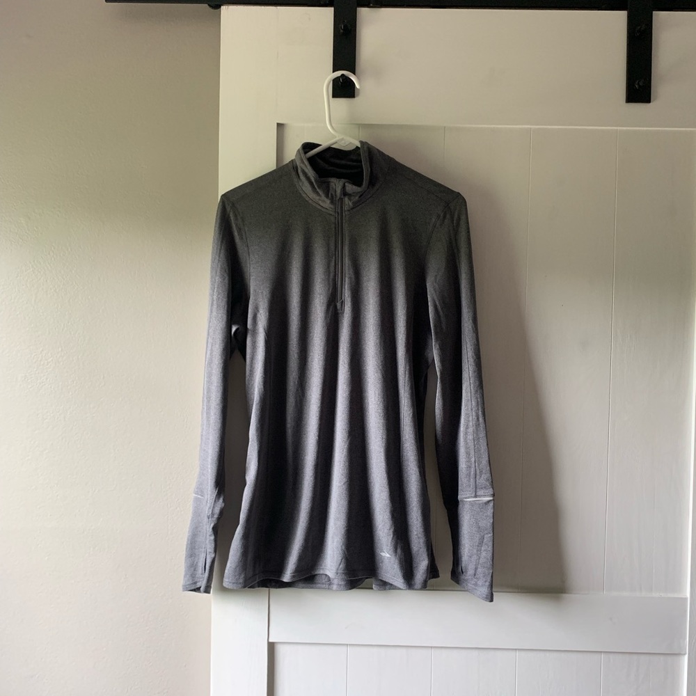 Brooks women’s athletic long sleeve shirt